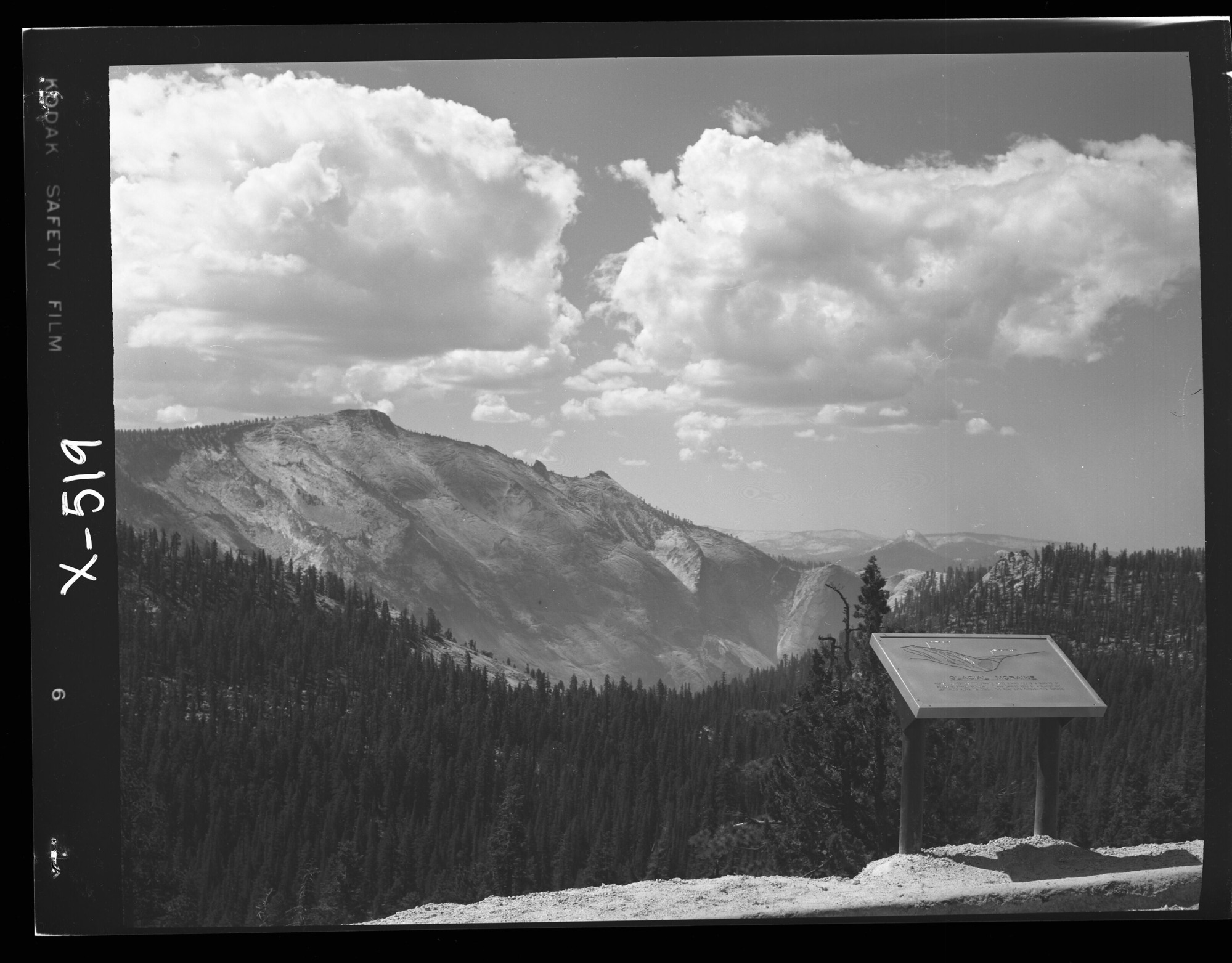 Interpretative signs along Tioga Road