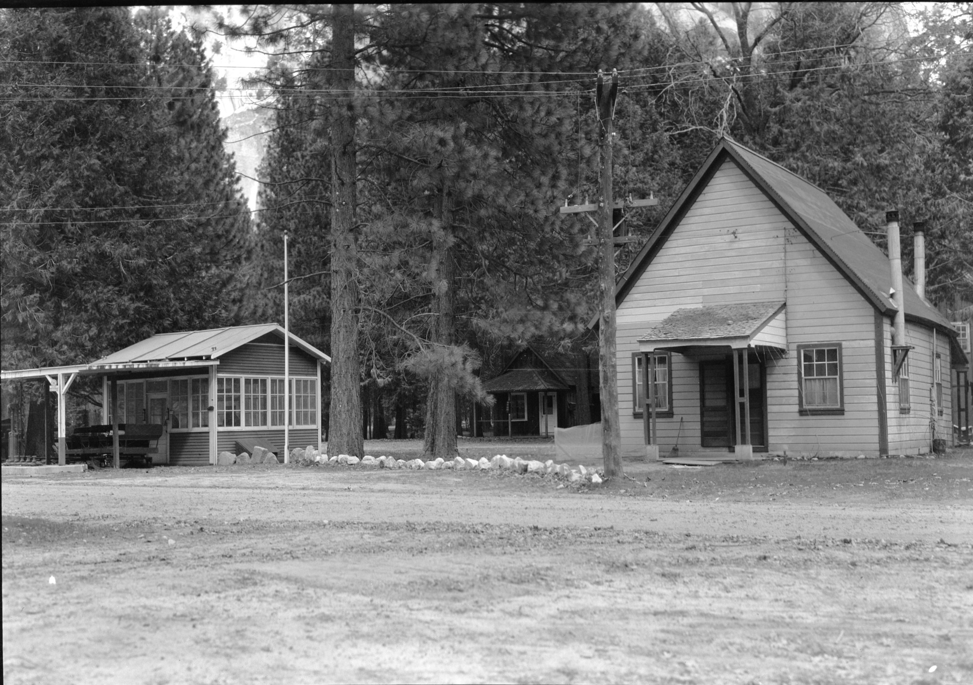 Oil station & Jim Barnett's house in Kennyville - 1925.