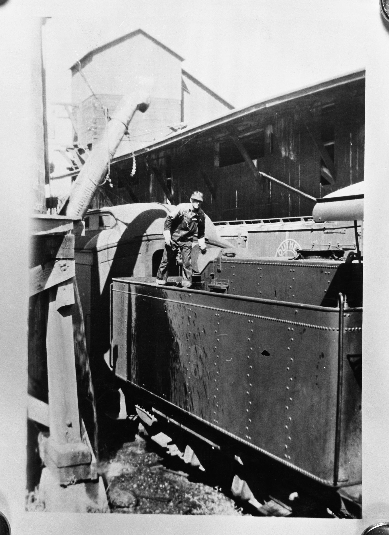 Yosemite Valley railroad. Stipp taking water at Merced Falls