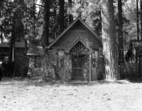 An Ahwahnee Meadow row house, after insulation was added but before storm windows were put in as an energy saving program. These photos (RL-17,003 - 17,009) were representative examples documented for H.A.B.S. type quality.