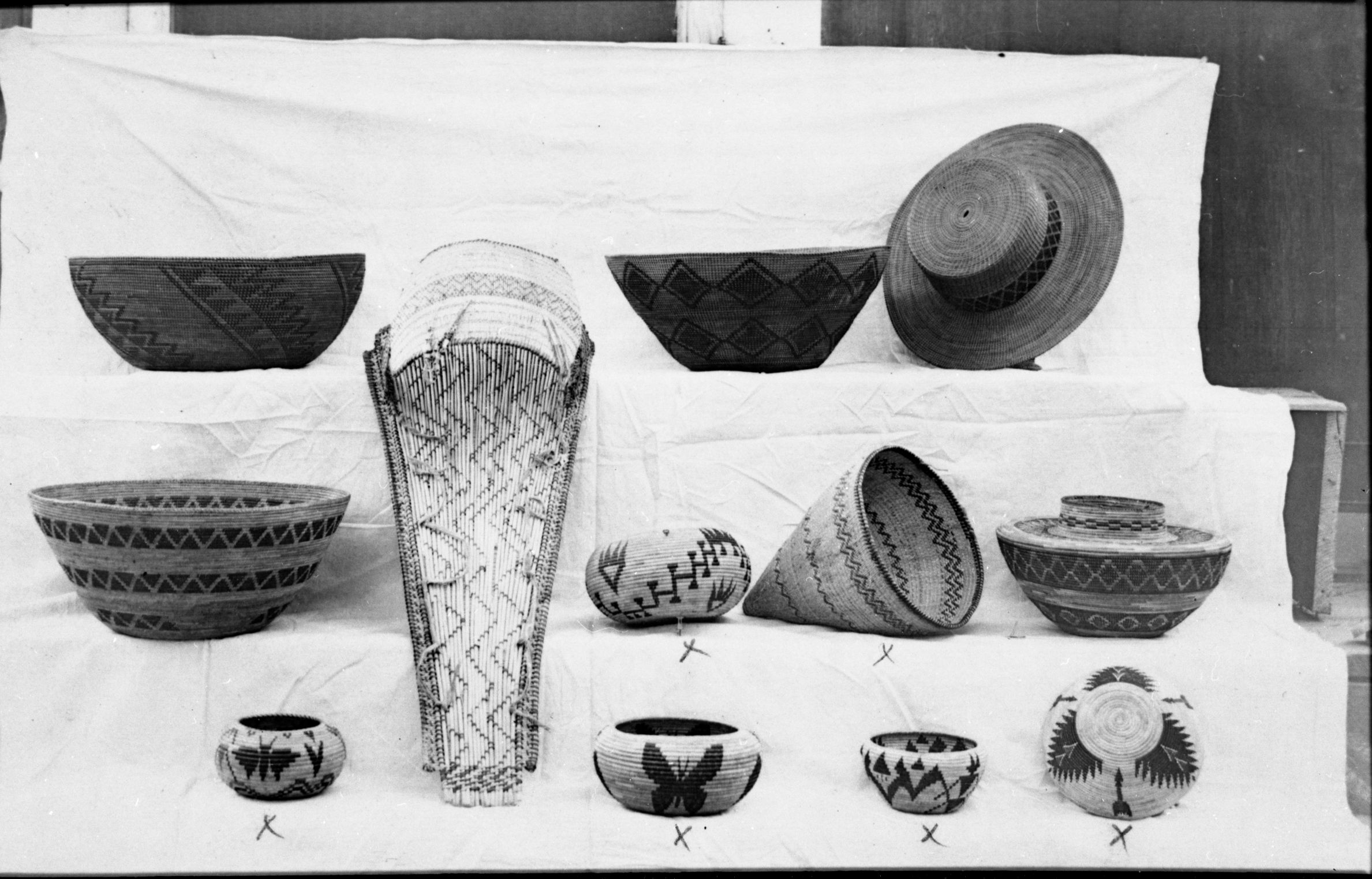 X baskets, except cone-shaped one, in Scwabacher collection."