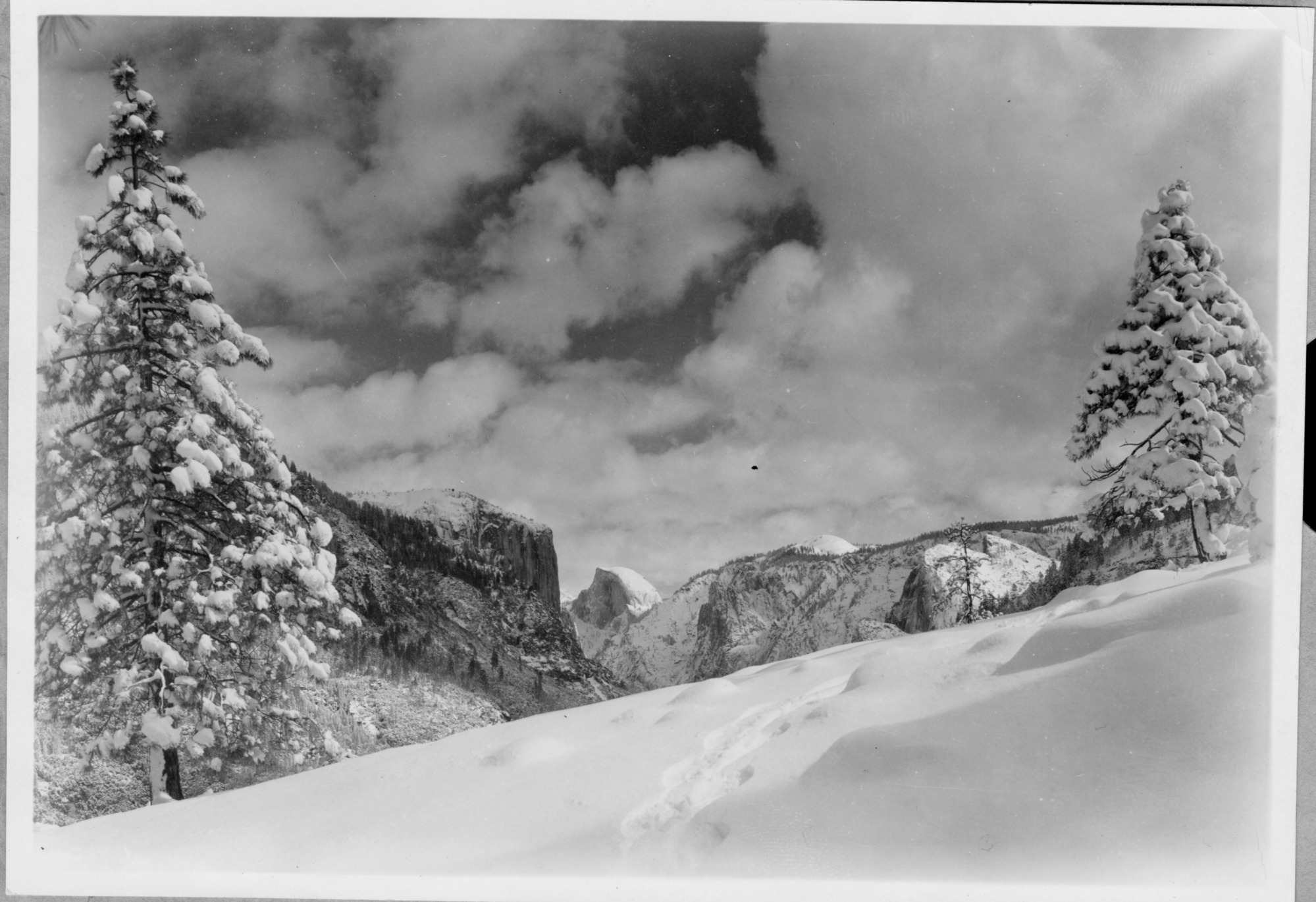 Yosemite Valley from Turtleback Dome. Job. No. 101.