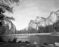 (Gates of the Valley).