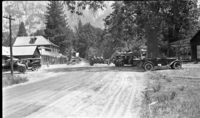 Copy Neg: Leroy Radanovich, May 1997. Traffic at old Yosemite Village.