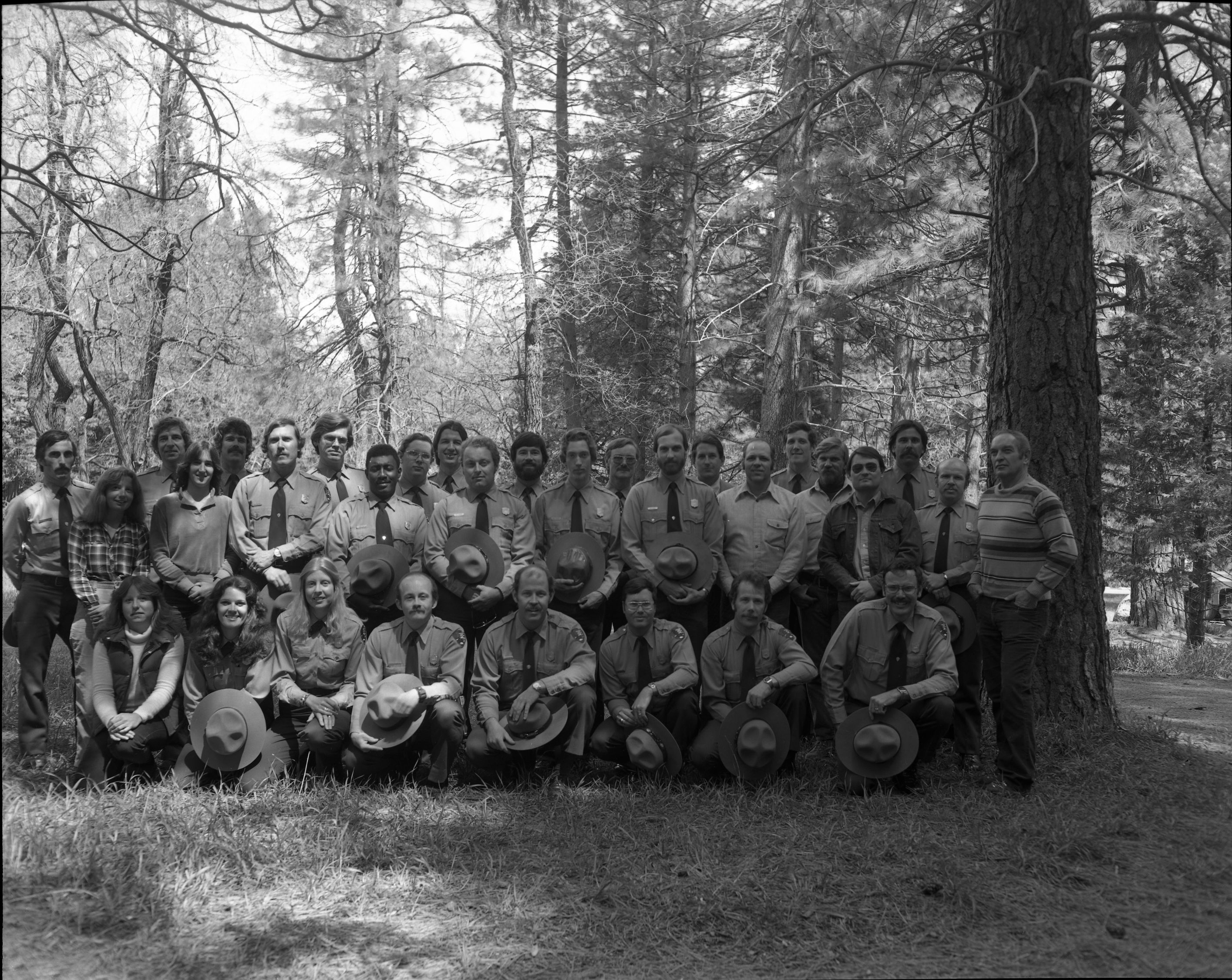 Law Enforcement Refresher Course.
BACK ROW: (L-R) Pete Armington, Chuck Vandewater, ?, John
Rohrback, Mike Lalone, Scott Kruse, Dave Morrow, Lee Shackleton, Instructor,
Gil Young, Don Coehlo. MIDDLE ROW: Laurie Bartell, Cathy Casalegno, Tim Dallas,
Jim Lee, Jim Tucker, Dave Tucker, Dan Horner, Bob Johnson, Greg Fauth, Mike
Cox, Bruce McKeemen, Don Cross. FRONT ROW: Karen Ball, Gay Knox, Elaine
Fitsmorris, Ed Thompson, John Dailey, Tom Habecker, Butch Wilson, Tom Griffiths