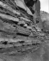 Slabbing of sandstone (Chinle of Kayenta).
