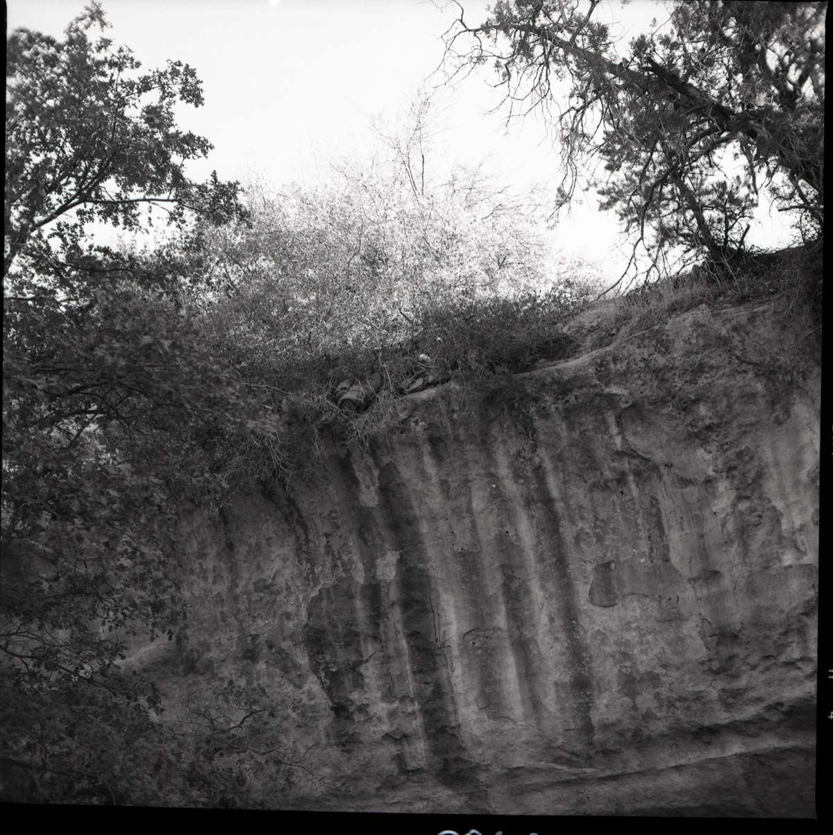 Site of motorcycle accident above small tunnel.