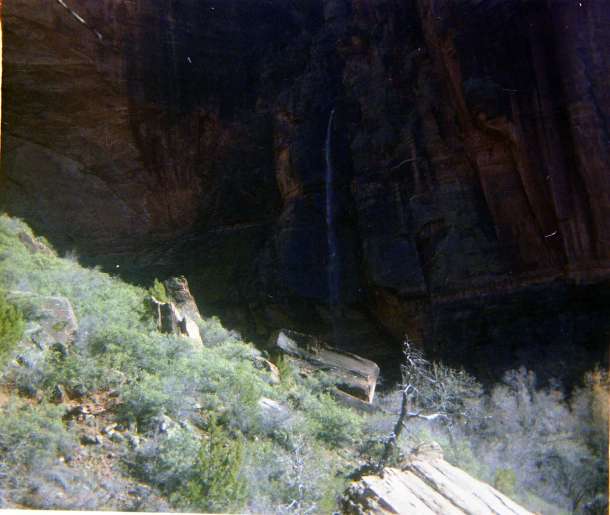 Color photos of waterfalls - 110mm.