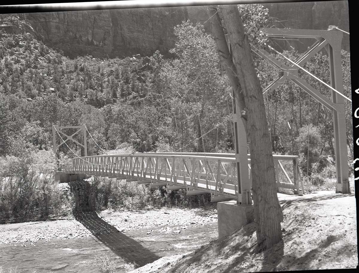 Emerald Pools Trailhead and the footbridge across the Virgin River.