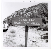 Dead End Road 5.2 Miles' in Kolob Canyon.