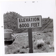 Sign reading 'Elevation 6000 Feet' in Kolob Canyon.