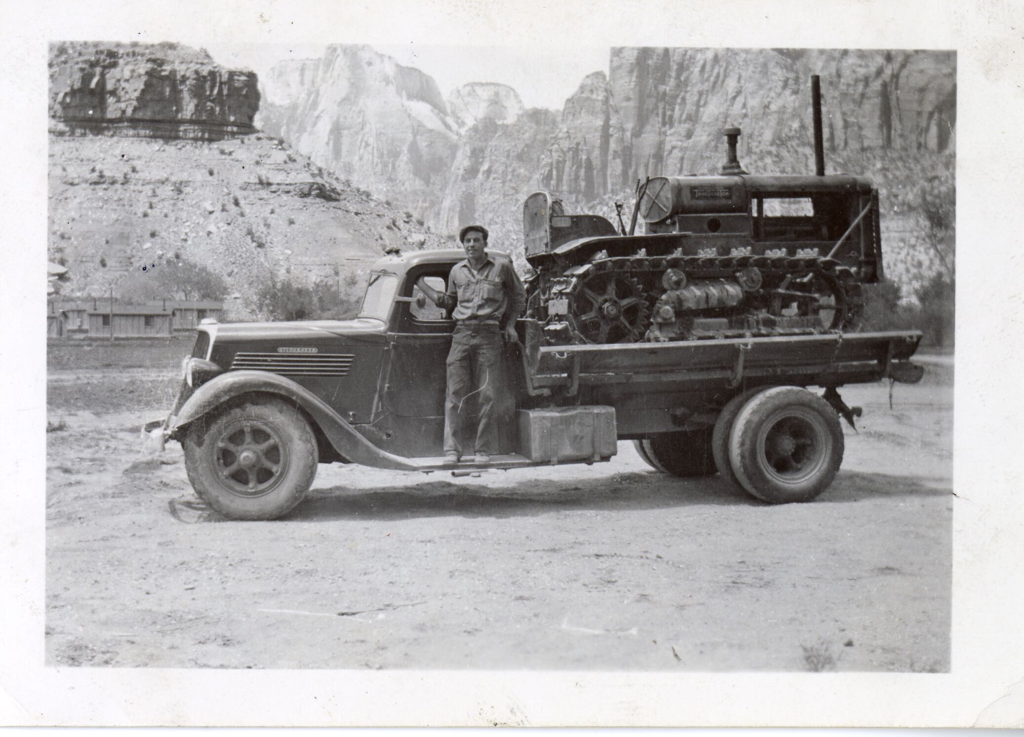 CCC JOHN WILLIAMS AND CD 40 CAT