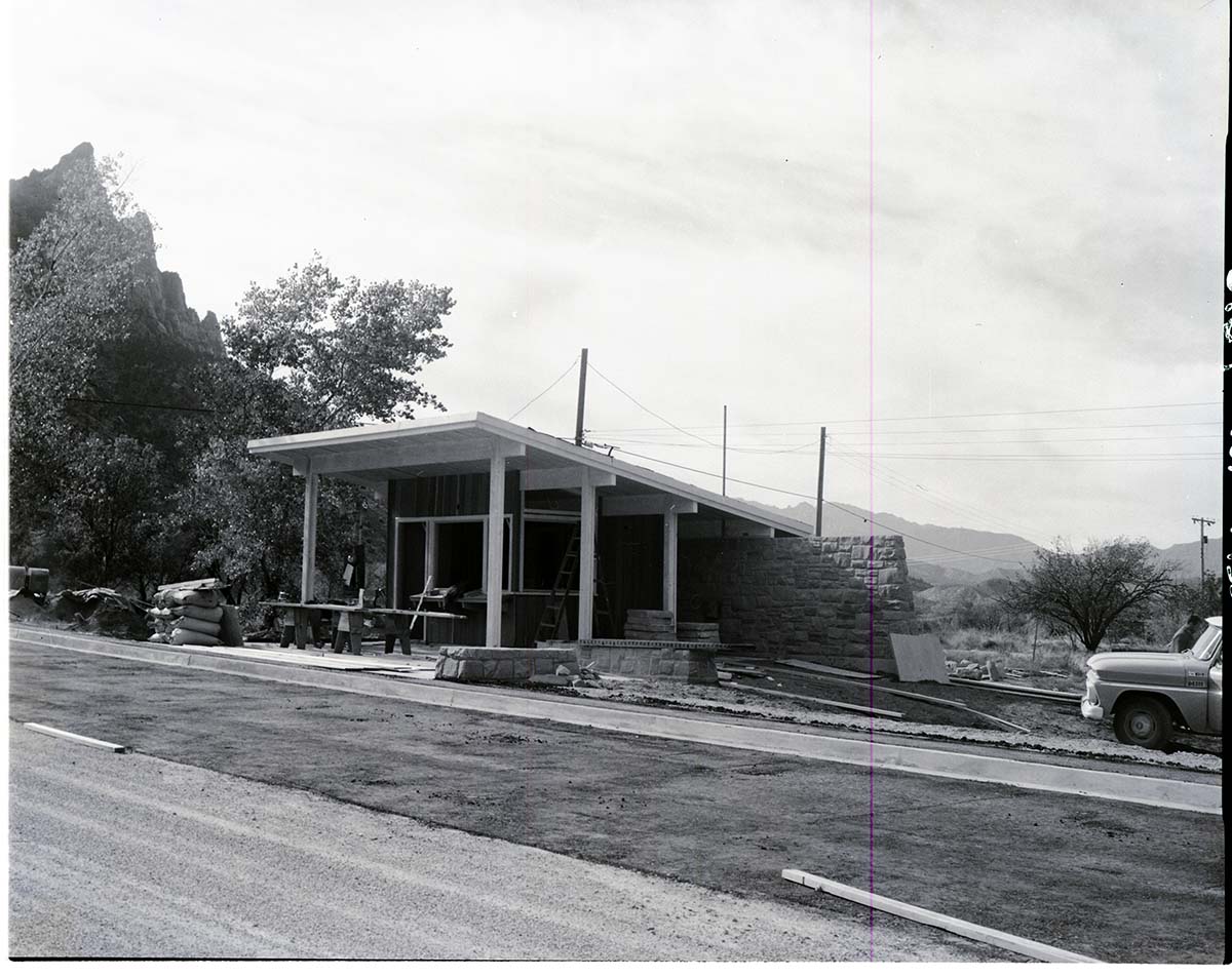 Construction of the Watchman Campground ranger station.