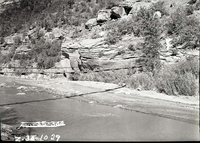 Suspension footbridge spanning the Virgin River at the beginning of the West Rim Trail.