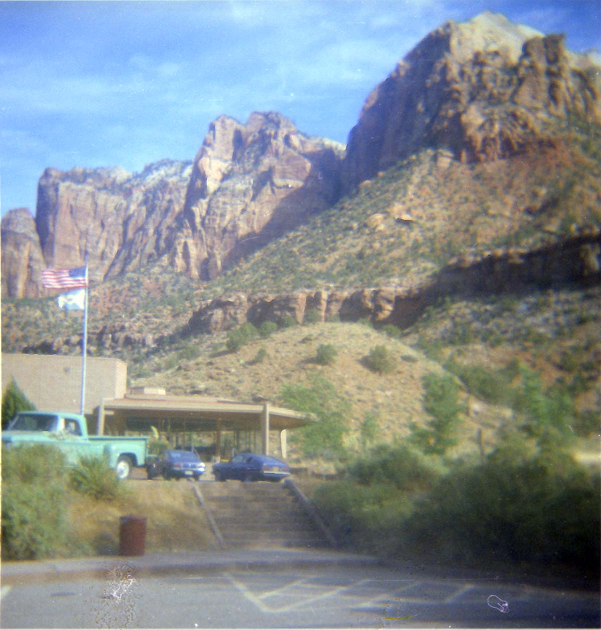 Parking area and entrance to Mission 66 Visitor Center and Museum.