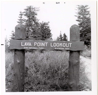 Sign reading 'Lava Point Lookout' in Kolob Canyon.