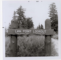Sign reading 'Lava Point Lookout' in Kolob Canyon.