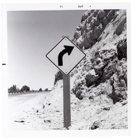Approaching right curve sign in Kolob Canyon.