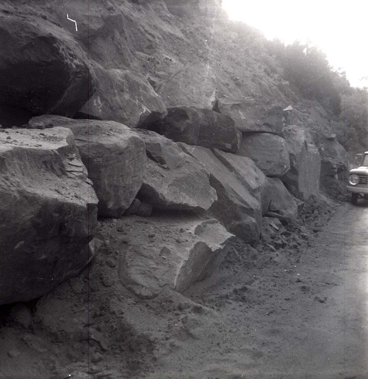 BW photo of rock slide near Echo Rock - 2.5" x 2.5".
