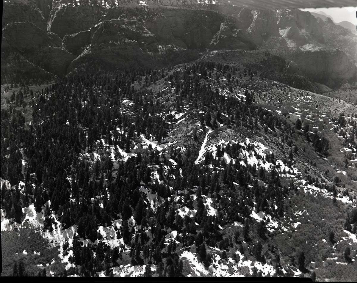 Private lands - Langston Mountain and Lee Valley, aerial view for land appraisal purposes.