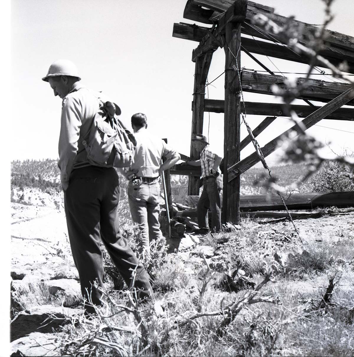 Cable Mountain headworks and remains of cable device on Cable Mountain (East Rim Trail).