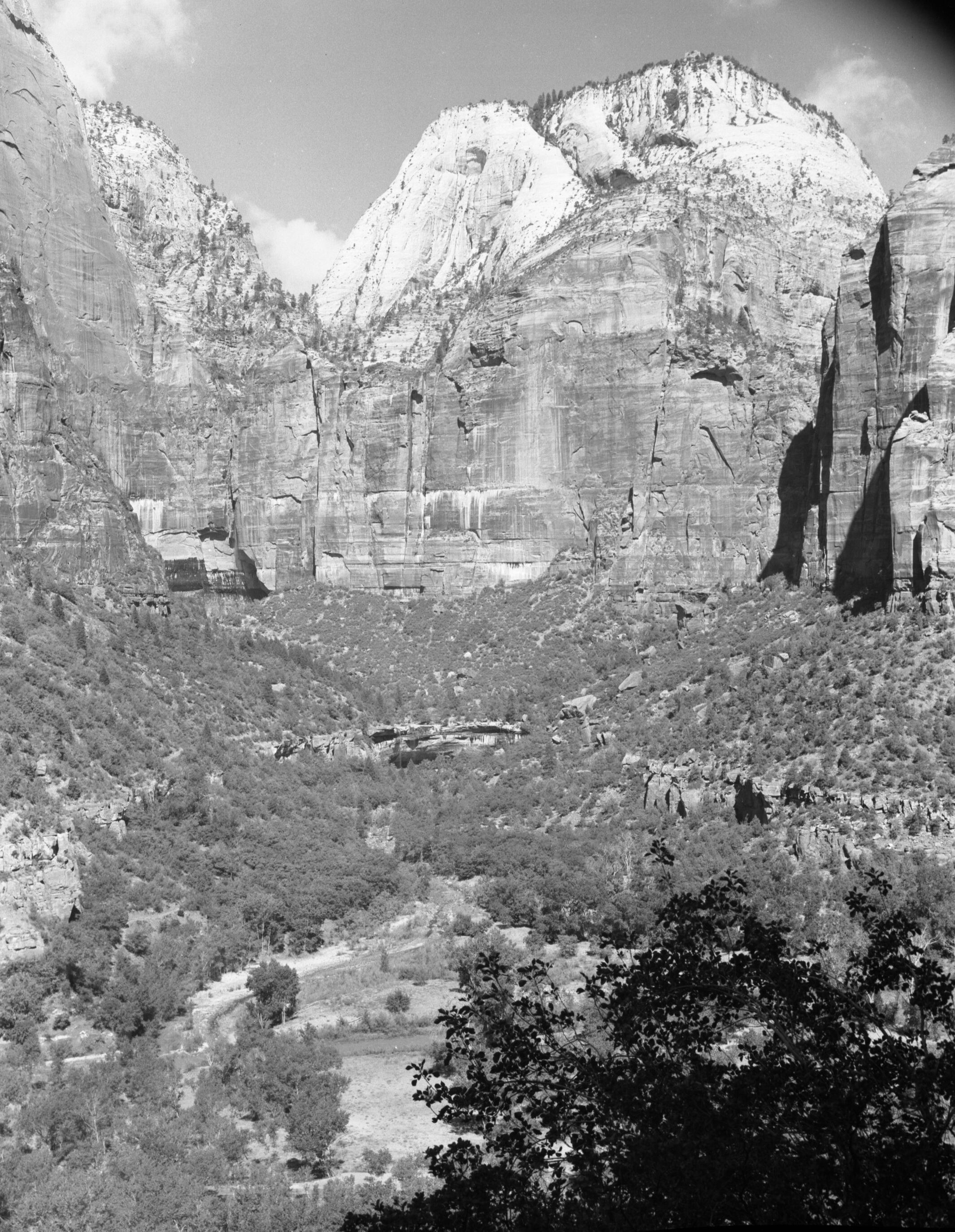 Heaps Canyon and location of Emerald Pools across from Zion Lodge.