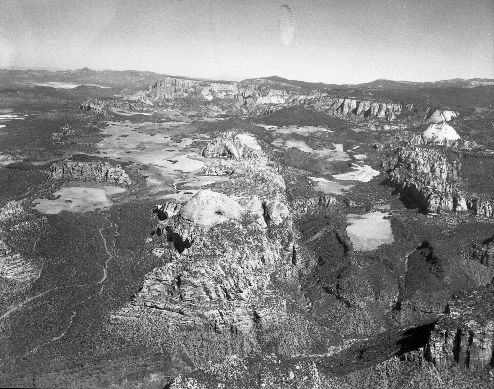 Looking northwest up Lee Valley (aerial).