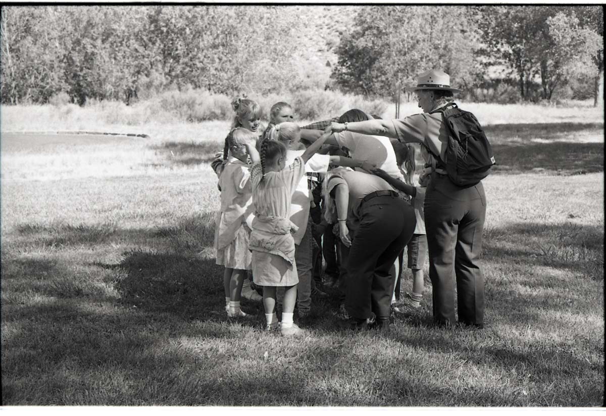 BW Photos of Junior Ranger Activities in Zion.