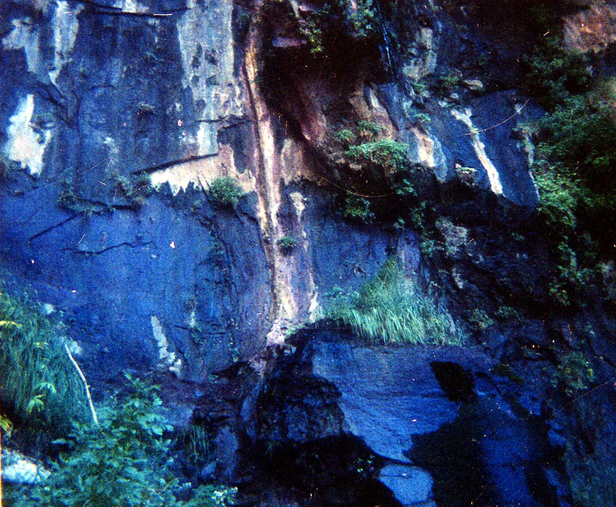 The Temple of Sinawava spring project - scaffolding construction and use.