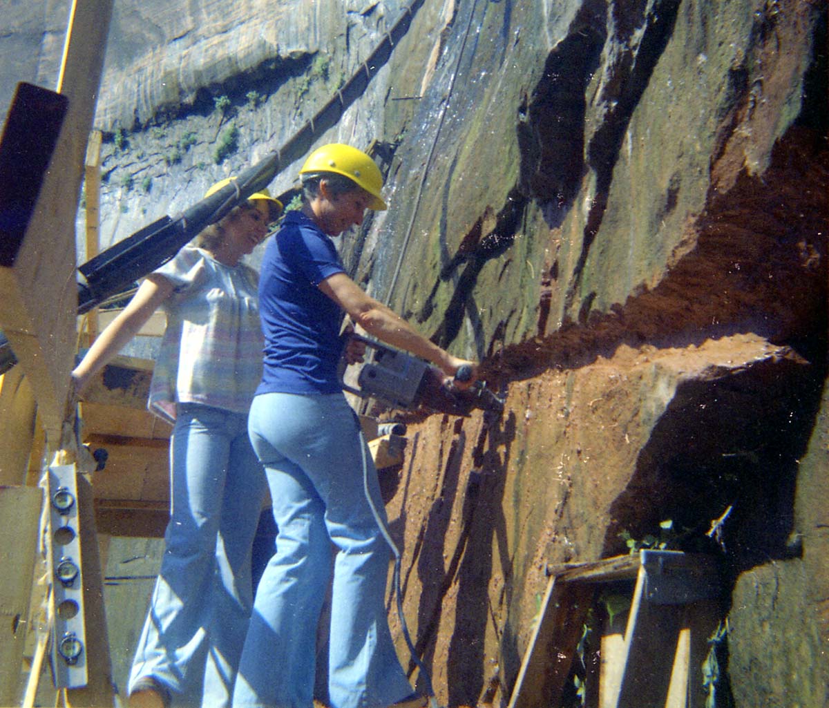 The Temple of Sinawava spring project - scaffolding construction and use.