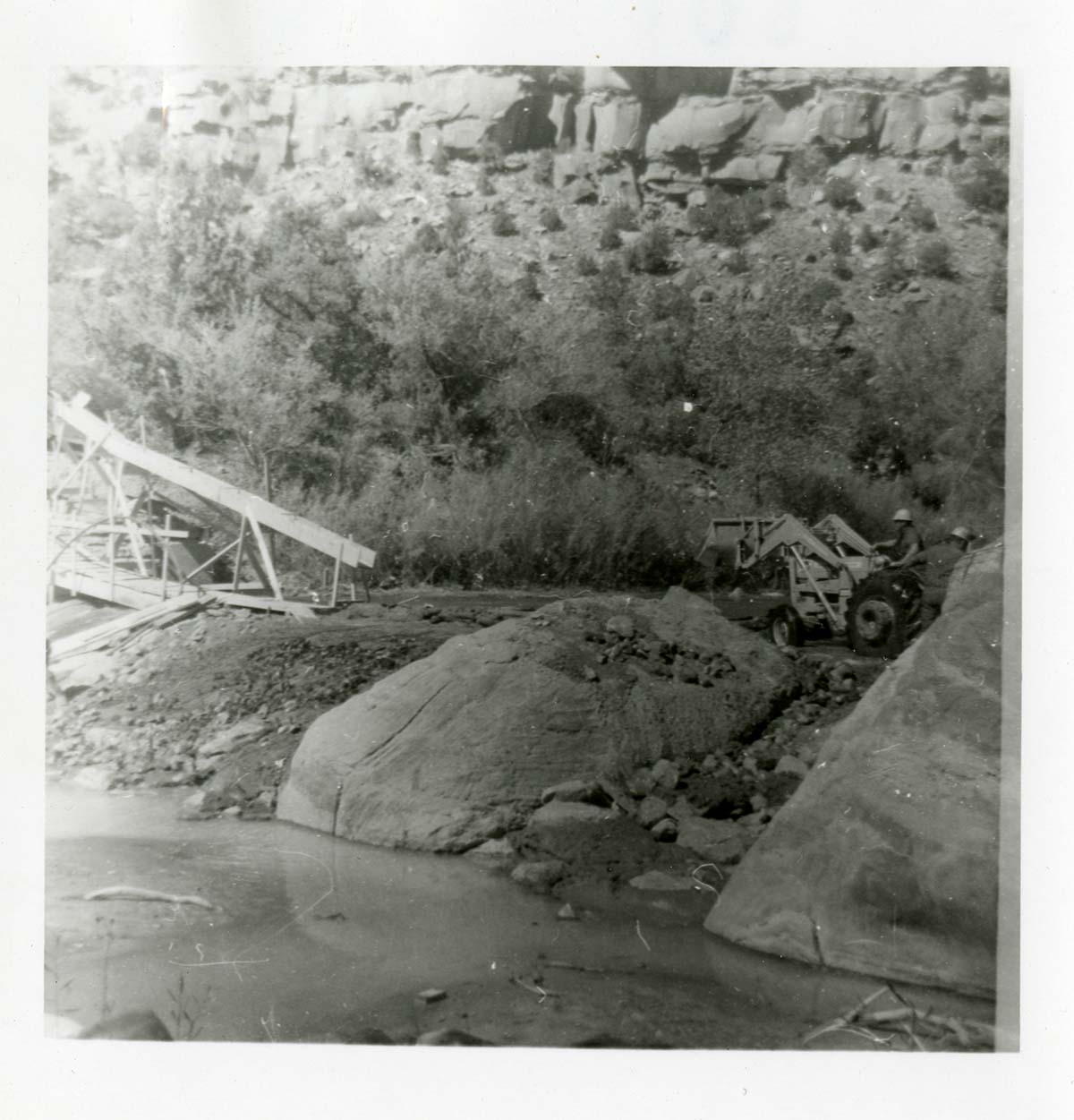 BW photo of the construction/modification of the Canyon Junction Spillway on the Virgin River.