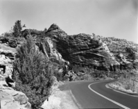 Cross-bedded Navajo sandstone near east end of long tunnel.