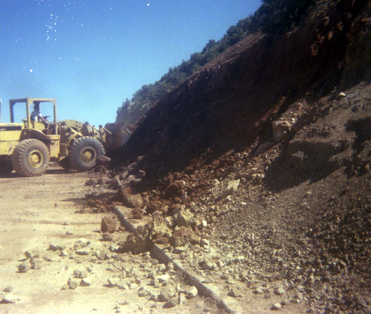 Color Photos of rock slides in Kolob Canyon.