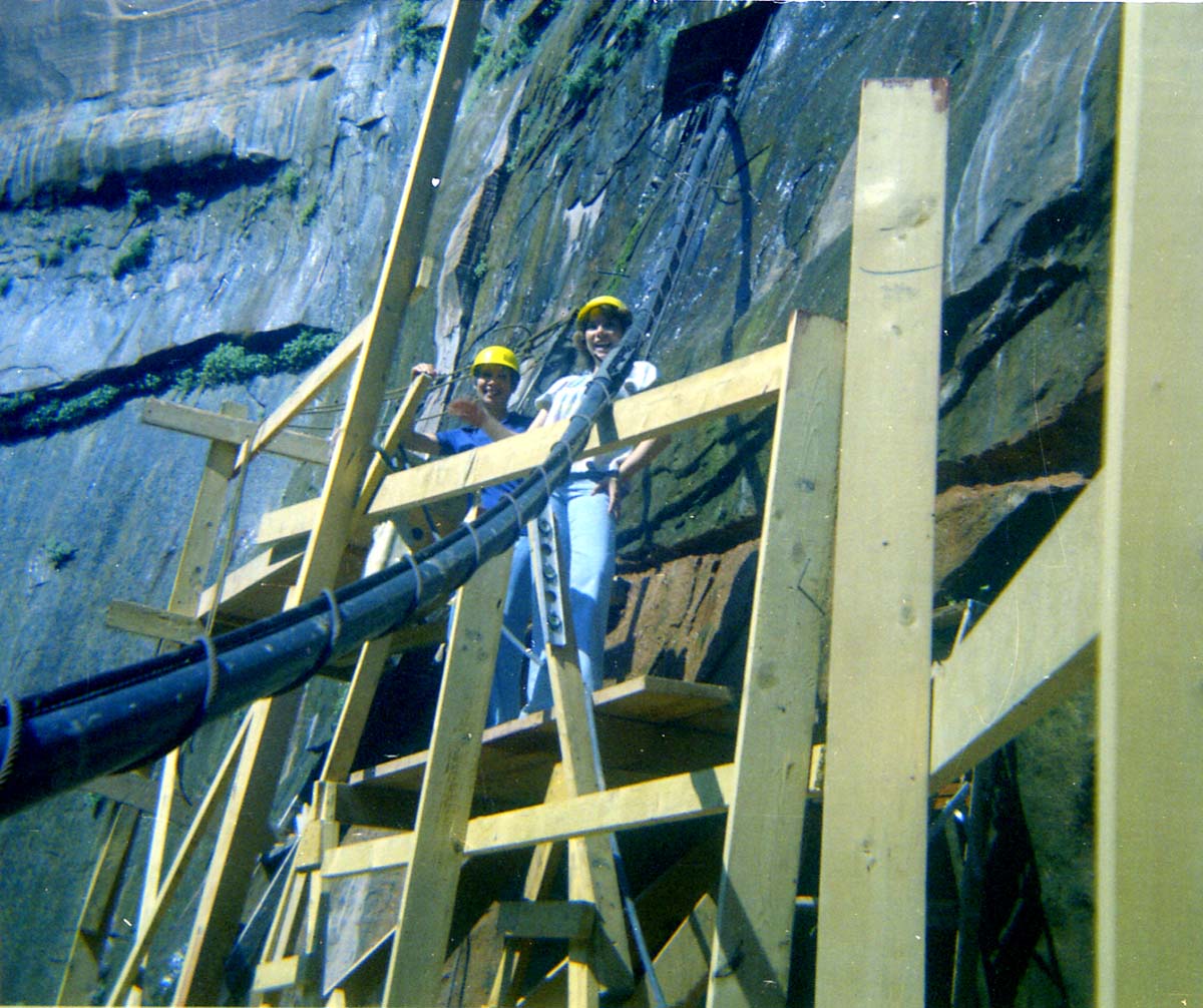 The Temple of Sinawava spring project - scaffolding construction and use.