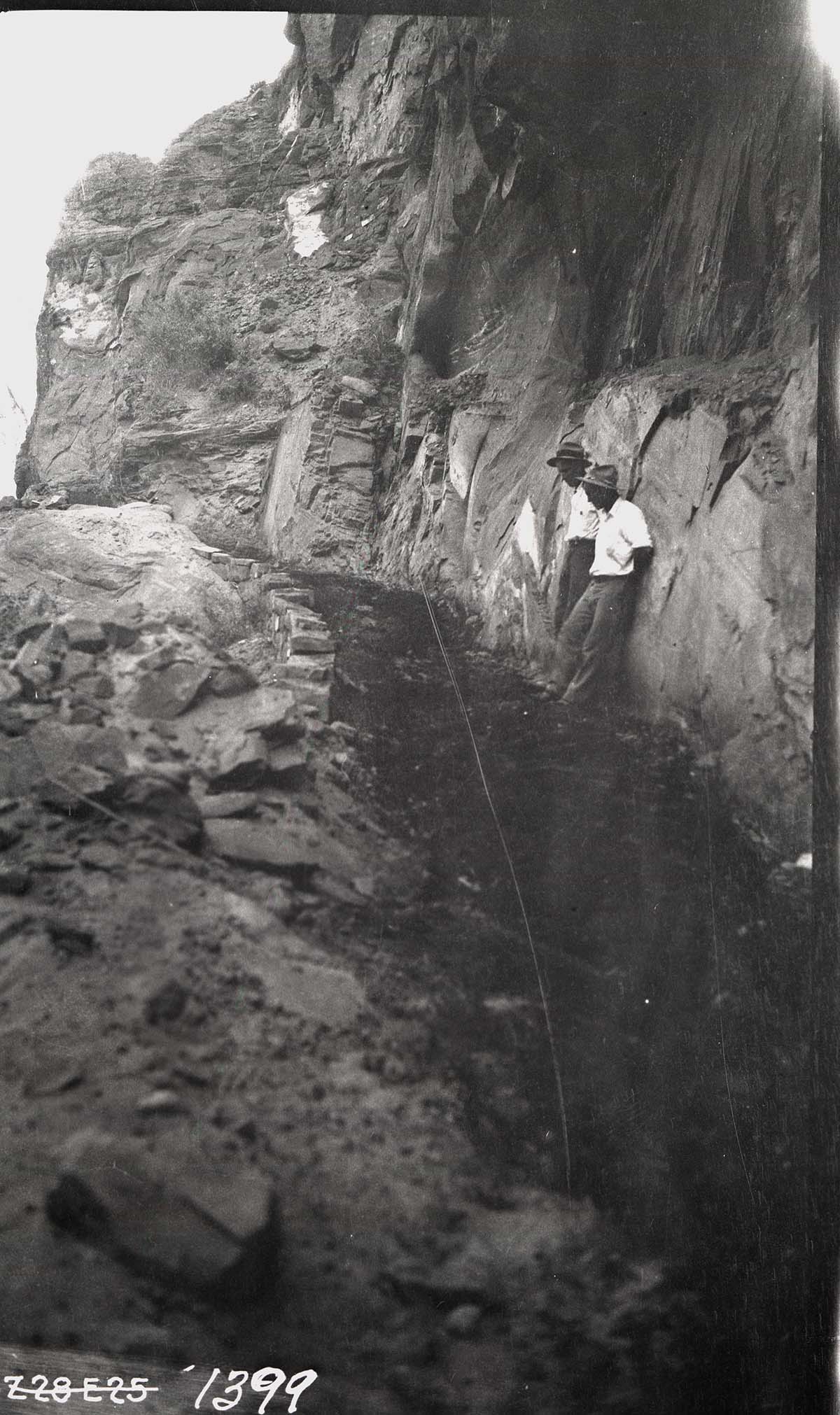 Oiled section of West Rim Trail.