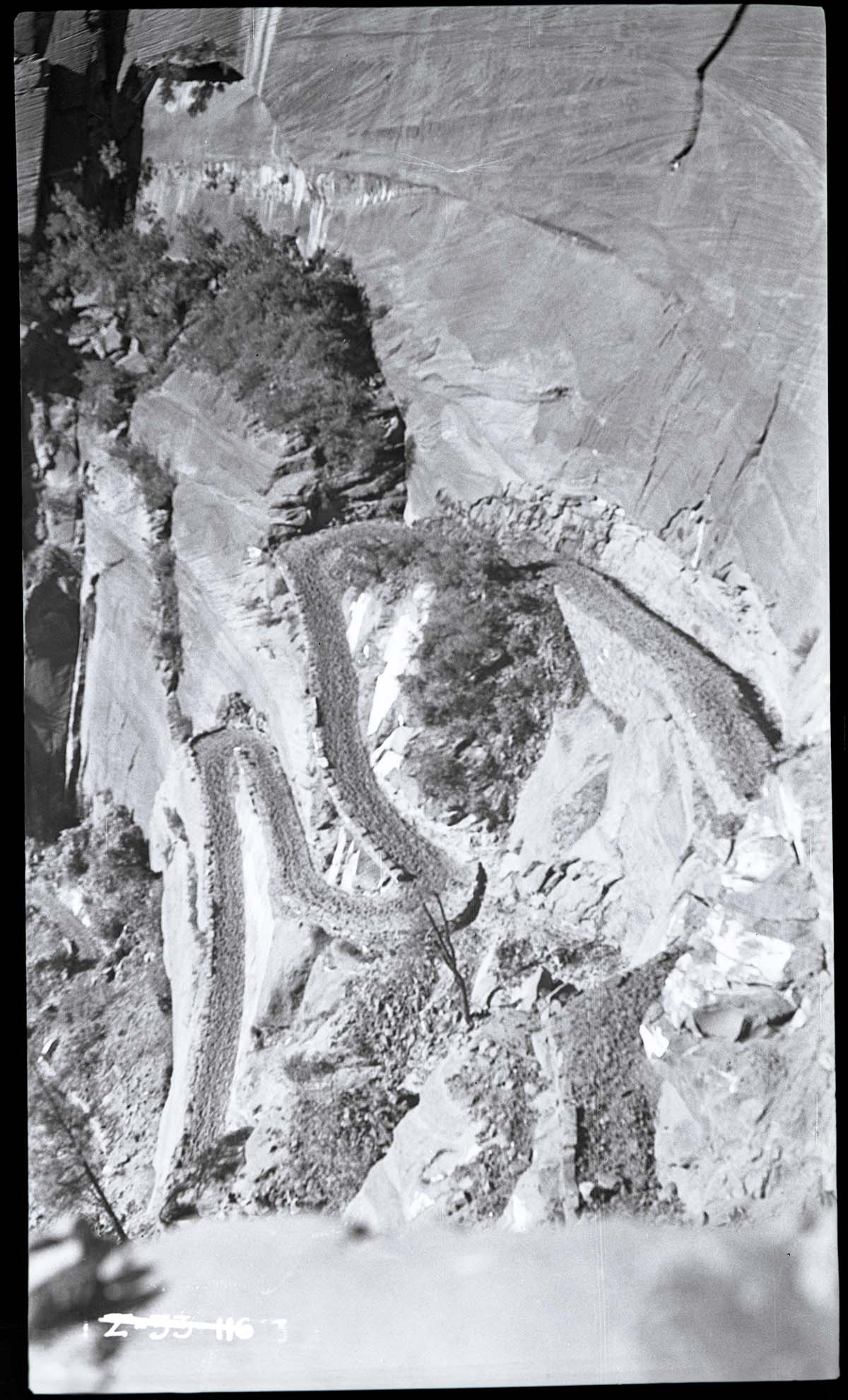 West Rim Trail looking down from near mouth of Refrigerator Canyon onto switchbacks.