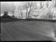 Sunken guard wall below tunnel.