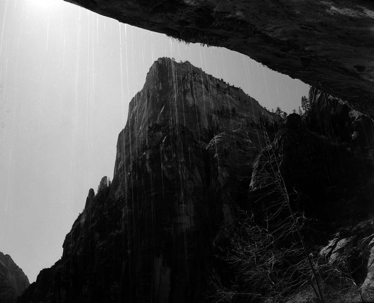 The overhang of Weeping Rock.