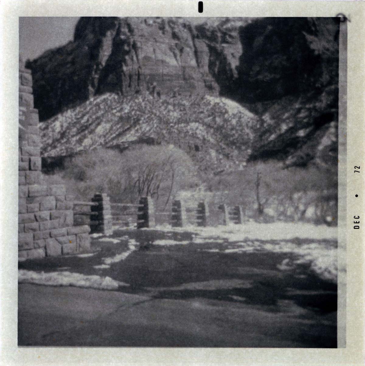 Fence construction at the South Entrance.